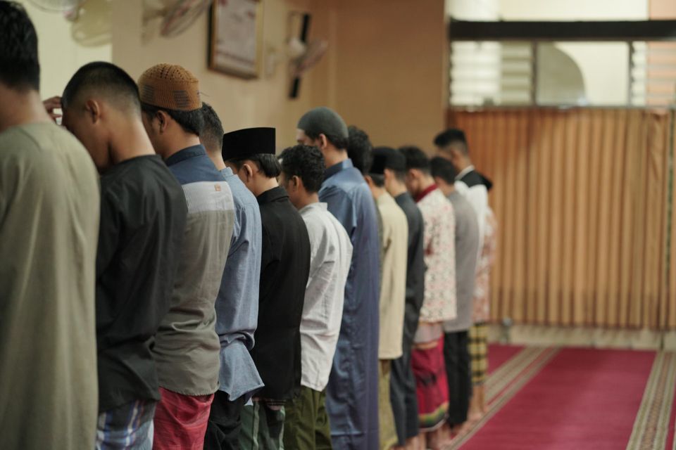 Amalan Malam Lailatul Qadar Ramadan 2026 yang Sayang Dilewatkan Bagi seorang Muslim