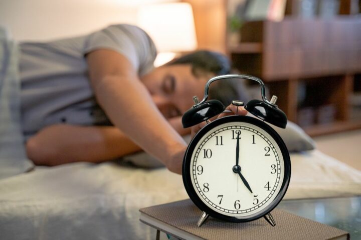 Bolehkah Sahur Jam 5 Pagi karena Kesiangan? Ini Penjelasannya