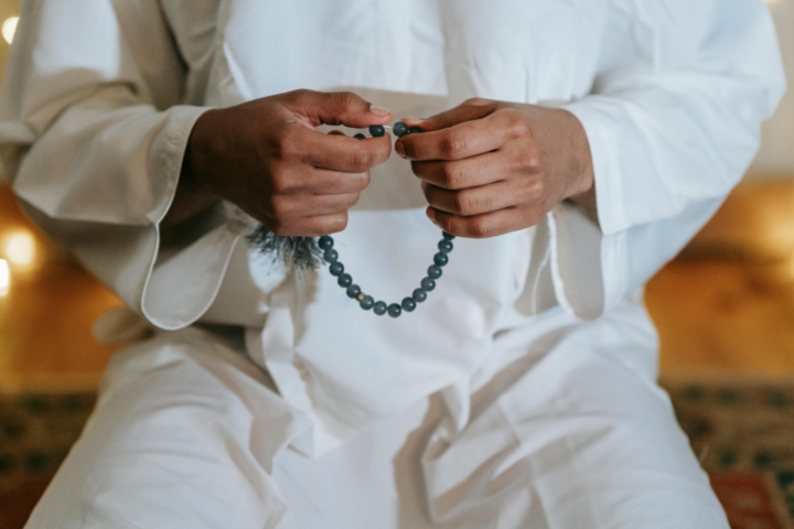 Bolehkah Sholat Idulfitri Sendiri di Rumah? Ini Ketentuannya dalam Islam dan Tata Caranya