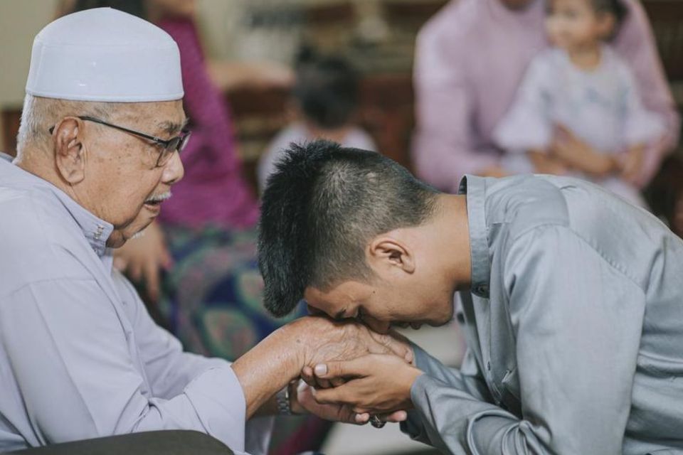 Contoh Jawaban Sungkeman Lebaran Orang Tua Kepada Anak, Saudara Hingga Tetangga