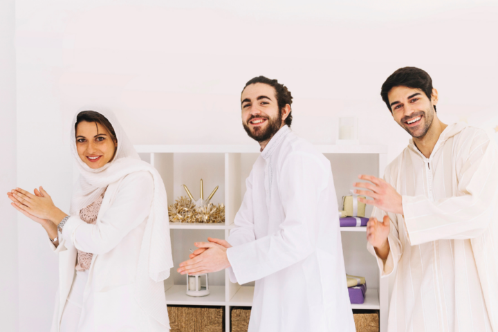 Halal Bi Halal ATAU Halal Bihalal Mana yang Benar? Ini Tulisan Latin Sesuai KBBI, Arab, dan Artinya