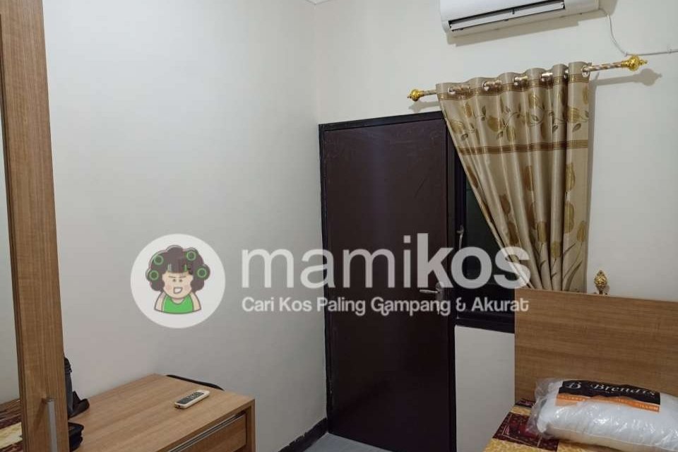 Kost Ruko Perumahan Mutiara Cibarusah, Bekasi