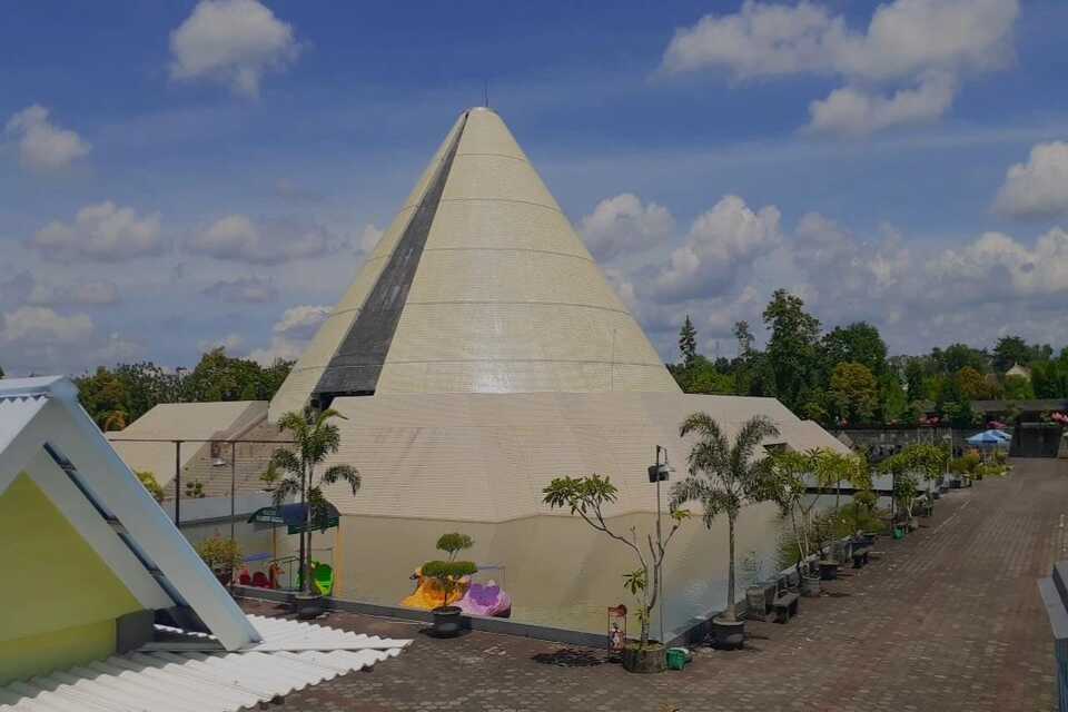 Monumen Yogya Kembali