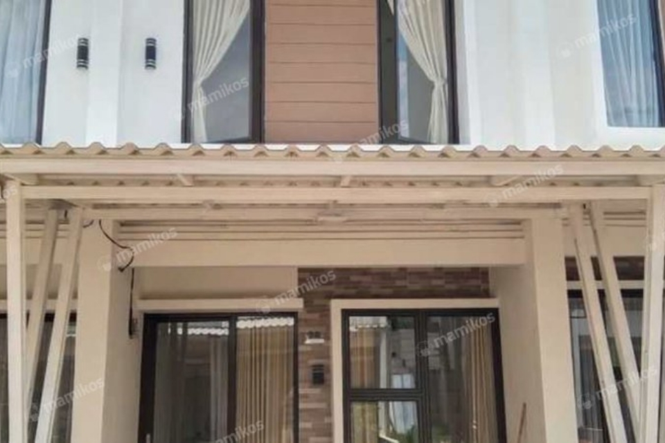 Rumah 2 Lantai Strategis di Petukangan, Jakarta Selatan