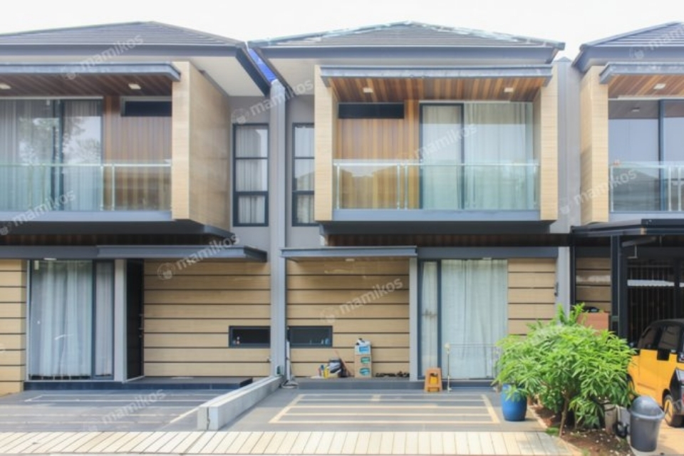 Rumah Bergaya Minimalis Dua Lantai di BSD City, Tangerang