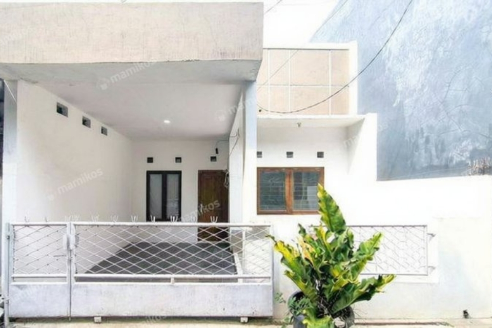 Rumah Minimalis di Setu Kawasan BSD City, Tangerang