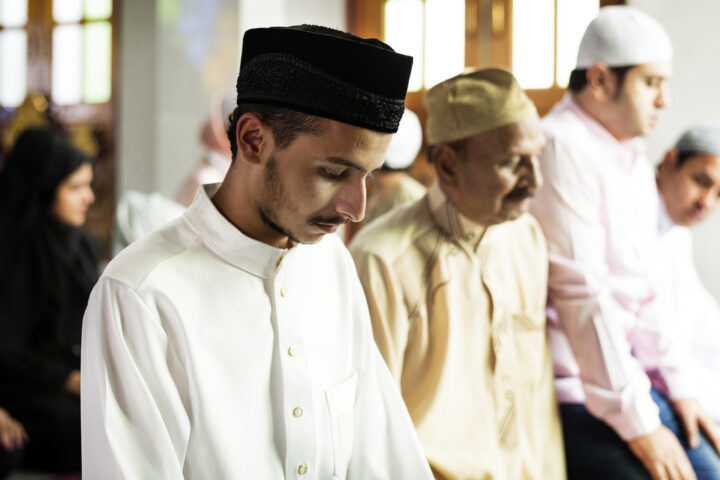 Teks Bacaan Bilal Salat Idulfitri 2026 Tulisan Arab, Latin, dan Artinya Lengkap