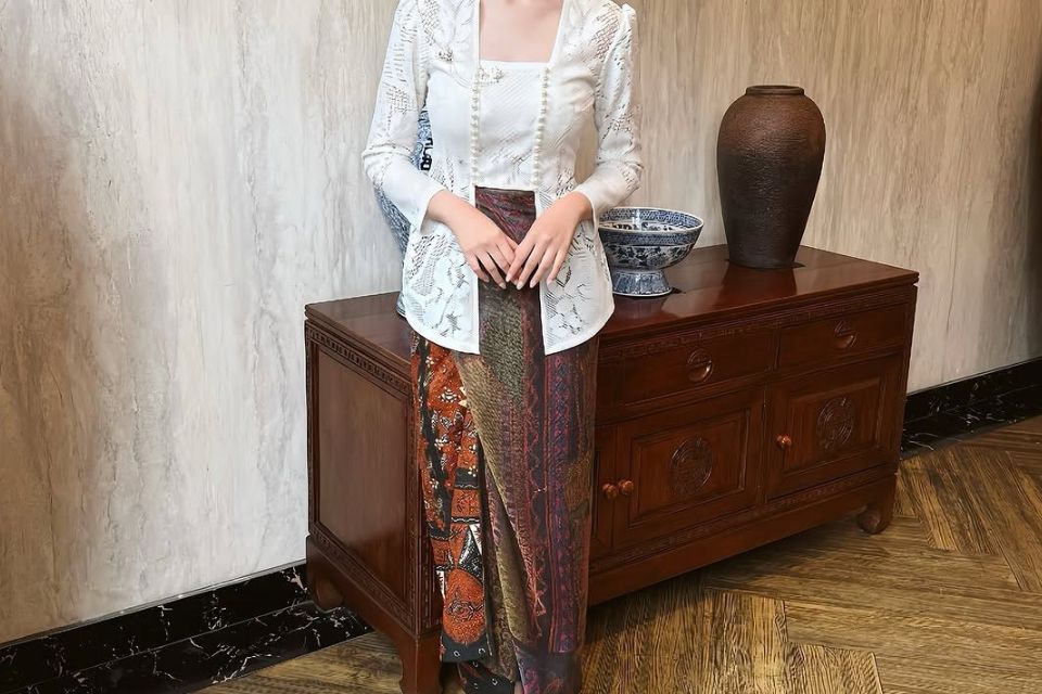 Contoh Ide Model Kebaya Kartini 2026 yang Cantik dan Modern, Suka yang Mana