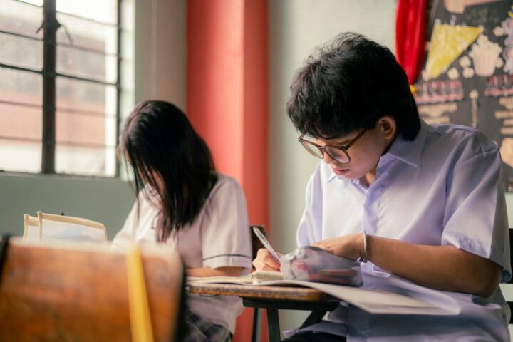 Contoh Soal Ujian Sekolah Pendidikan Pancasila Kelas 9 SMP dan jawabannya Kurikulum Merdeka