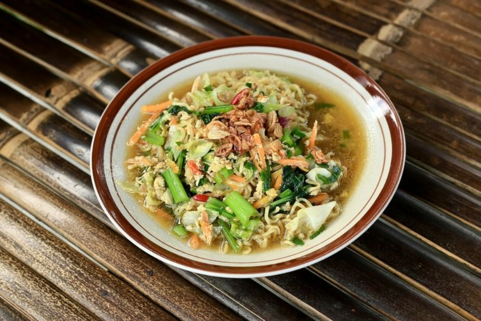 Resep Anak Kos Berkuah Bakmi Godog dari Mie Instan