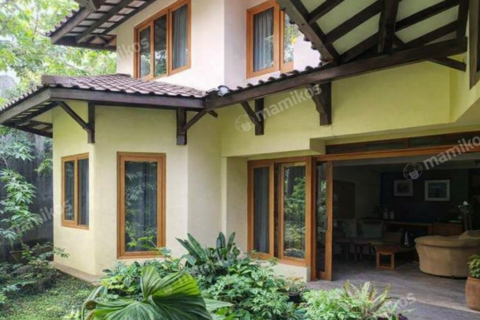 Rumah 2 Lantai 5 KT Area Belakang Citos