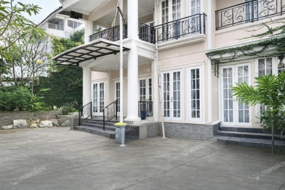 Rumah Modern Minimalis Belakang Citos