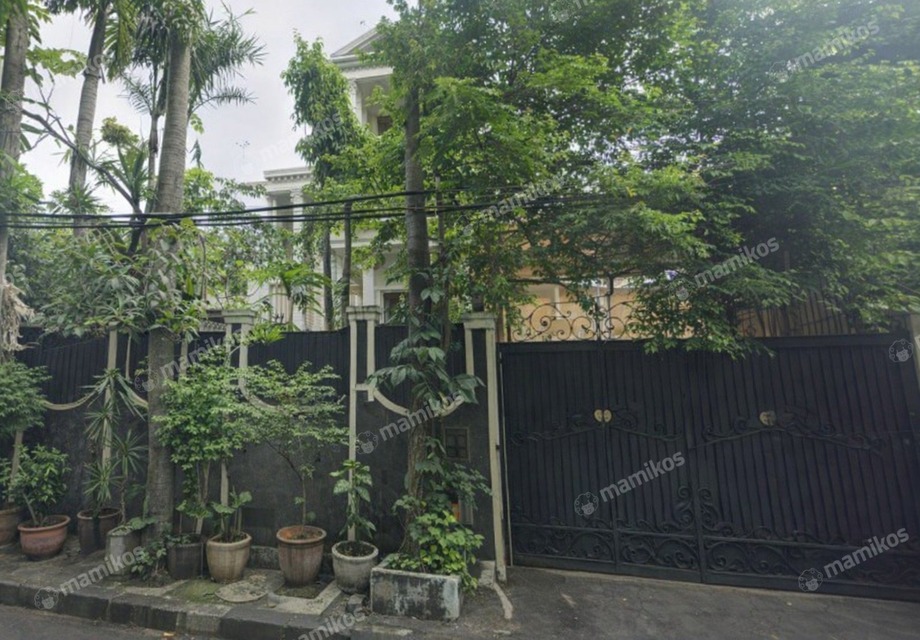 Rumah di Lebak Bulus Jakarta Selatan