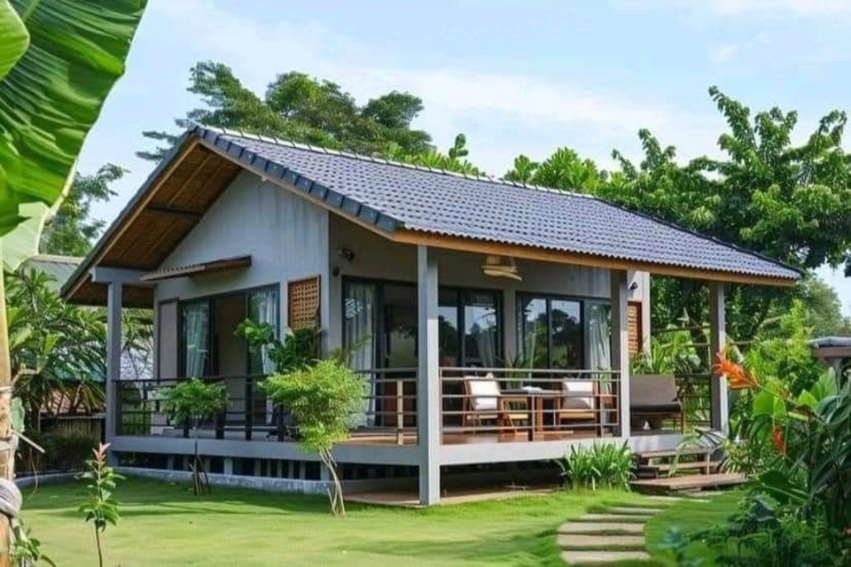 model teras depan rumah panjang ke samping