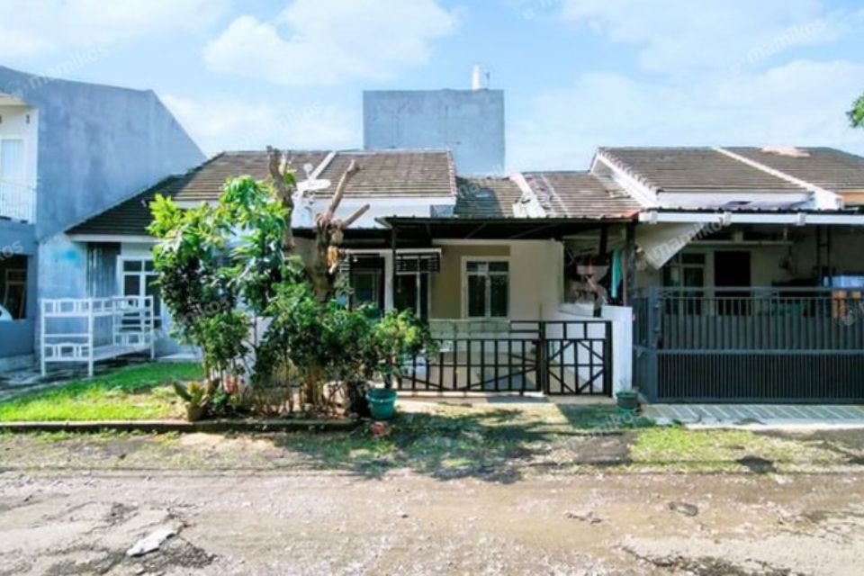 rumah di tangerang
