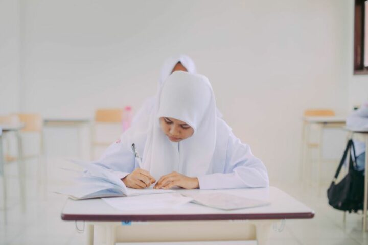Cara Daftar SPMB Jateng SMA/SMK 2026: Ini Jadwal, Jalur Seleksi, dan Biayanya