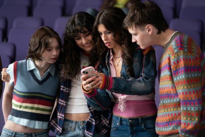 Nonton Film A Good Girl’s Guide to Murder: Season 2 dibintangi oleh Emma Myers