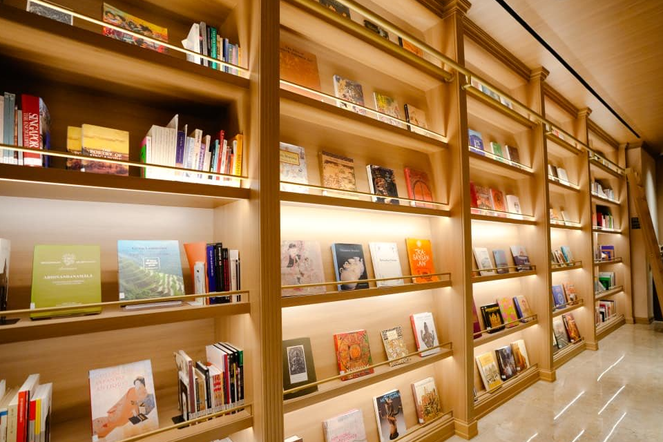 Cara mengunjungi Perpustakaan Danantara di Museum Nasional Indonesia, gratis!