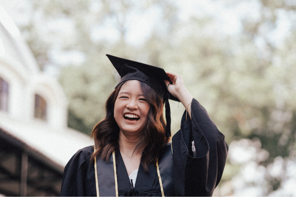 Gelar S.Sos Sarjana Apa